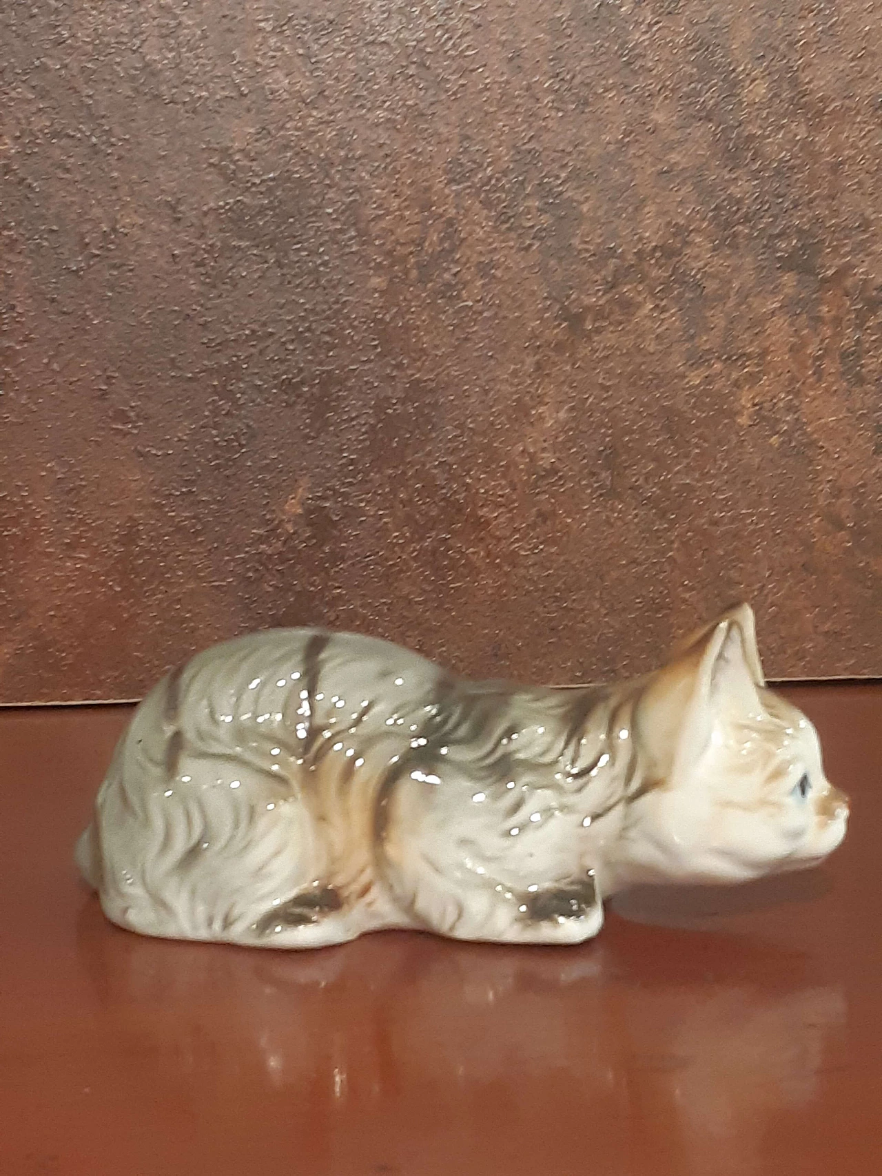 Scultura inglese in porcellana di gatto europeo 3