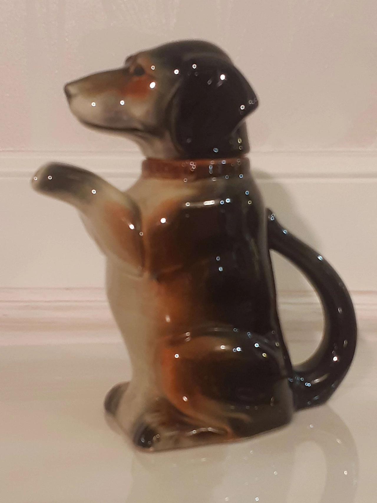 Porcelain dog-shaped teapot by Erphila 2
