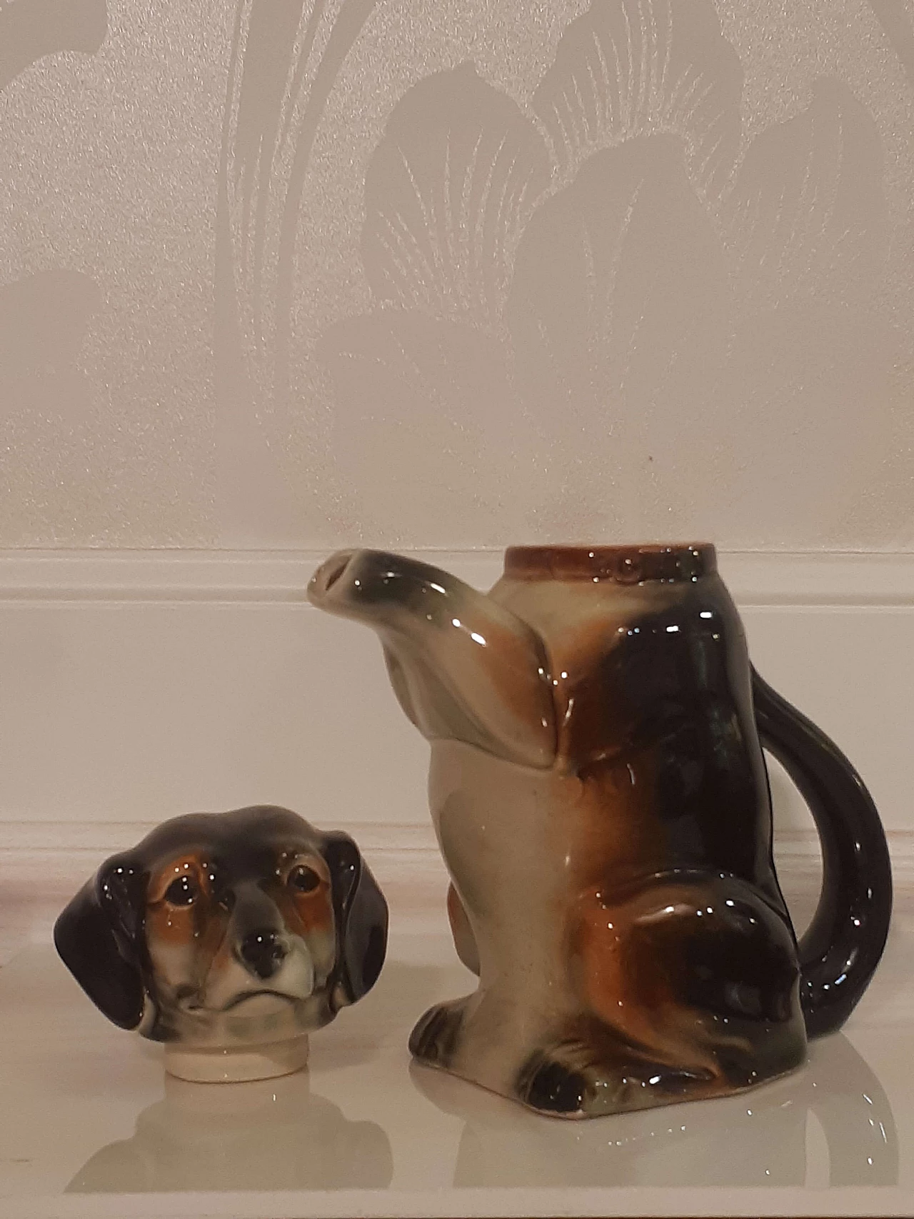 Teiera in porcellana a forma di cane di Erphila 3