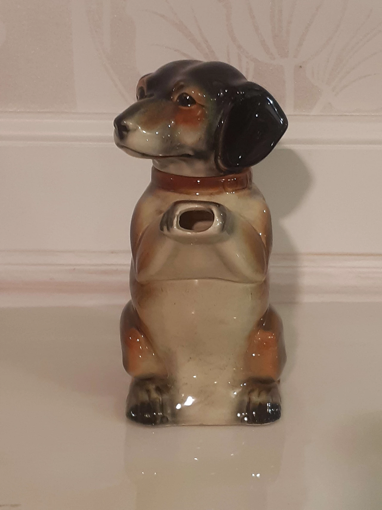 Teiera in porcellana a forma di cane di Erphila 5