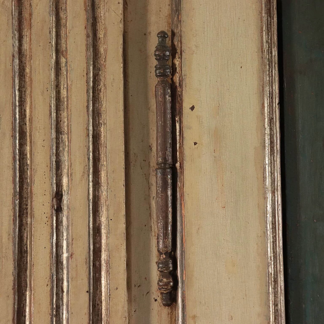 Pair of neoclassical palace angular cabinets, 18th century 8