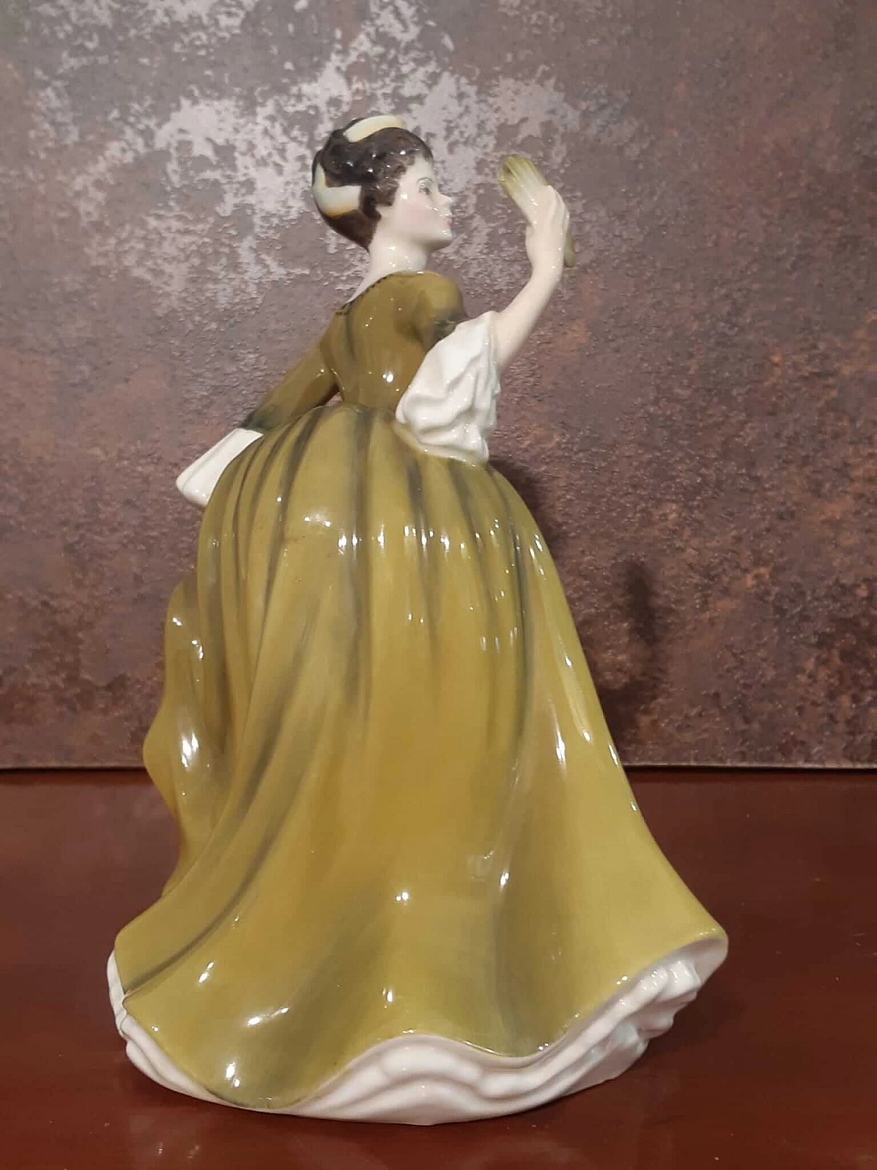 Porcelain Simone sculpture by Royal Doulton, 1970s 4