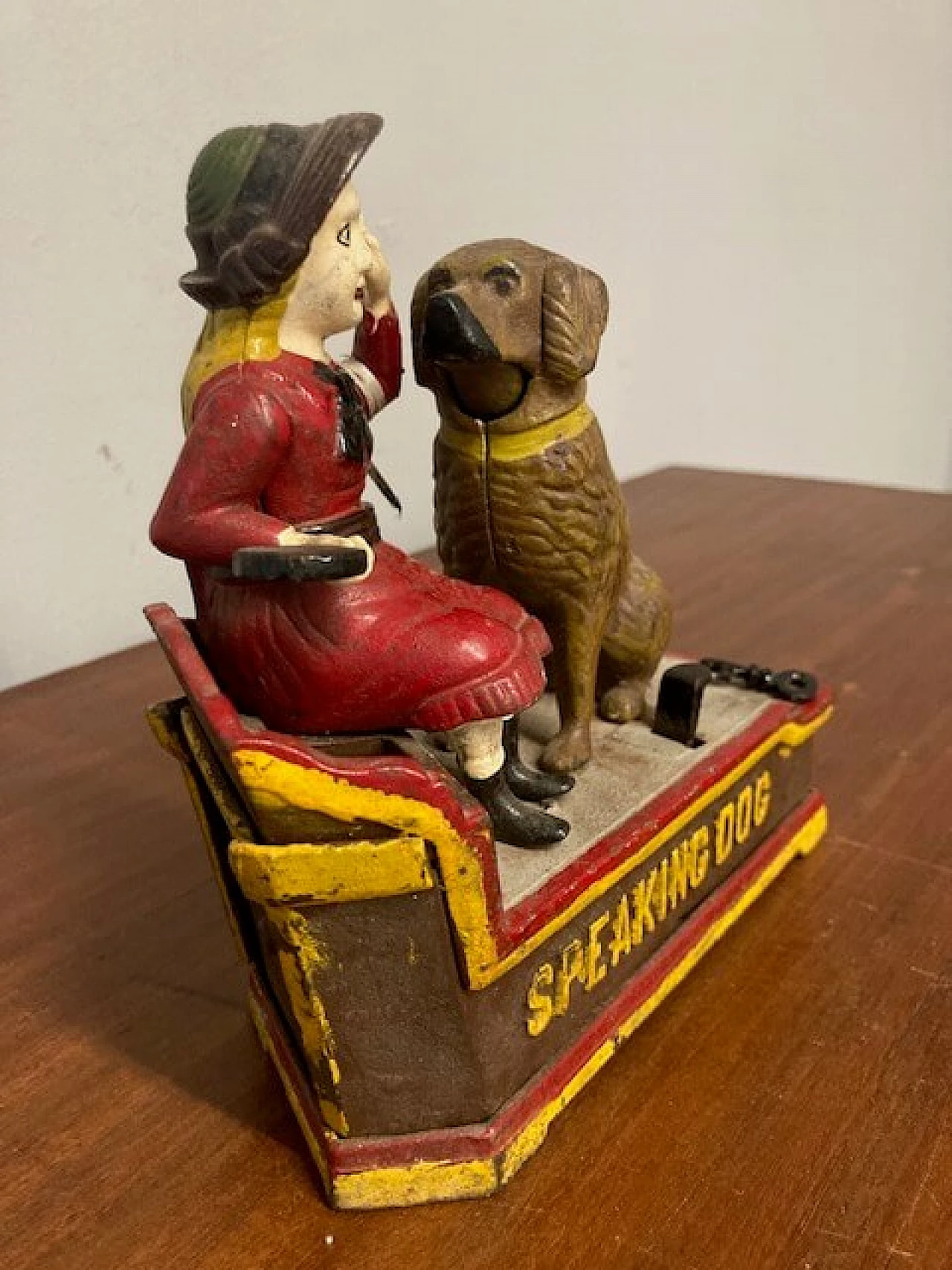 Painted cast iron piggy bank with mechanism, early 20th century 6