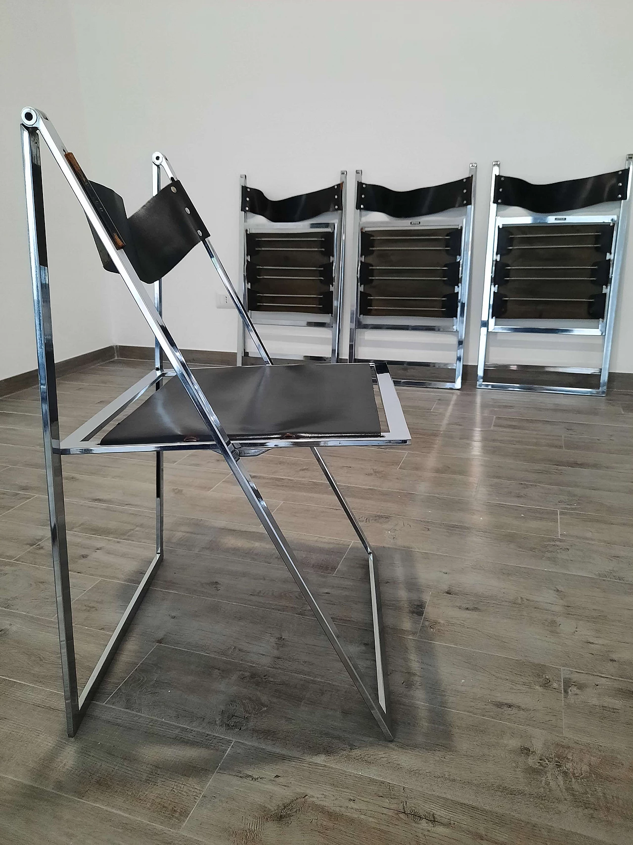 Steel and leather chair by Fontoni & Geraci for Elios, 1970s | intOndo