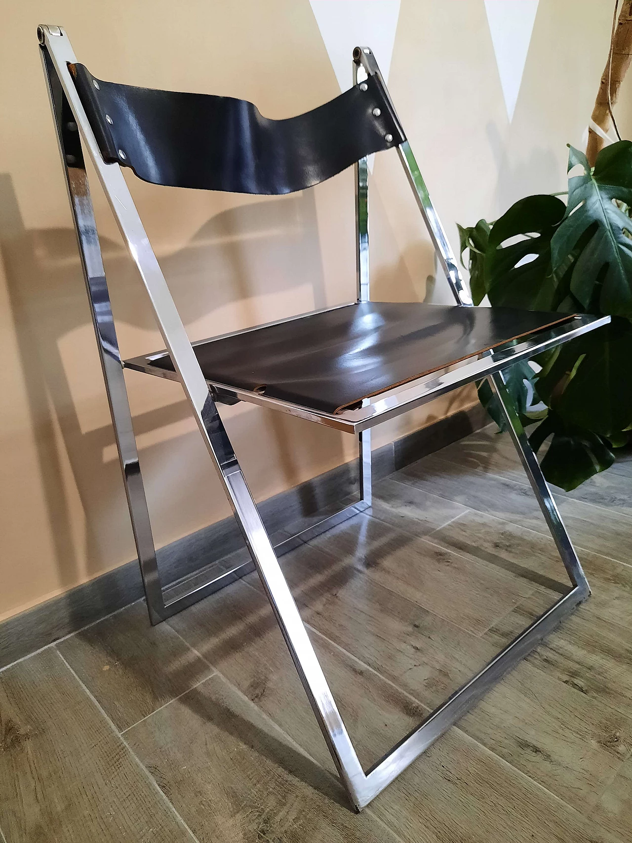 Steel and leather chair by Fontoni & Geraci for Elios, 1970s | intOndo