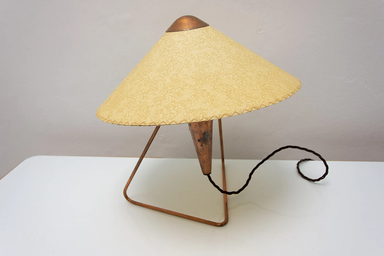 Lampada da scrivania treppiede in ottone di Helena Frantova per Okolo, anni '50 8