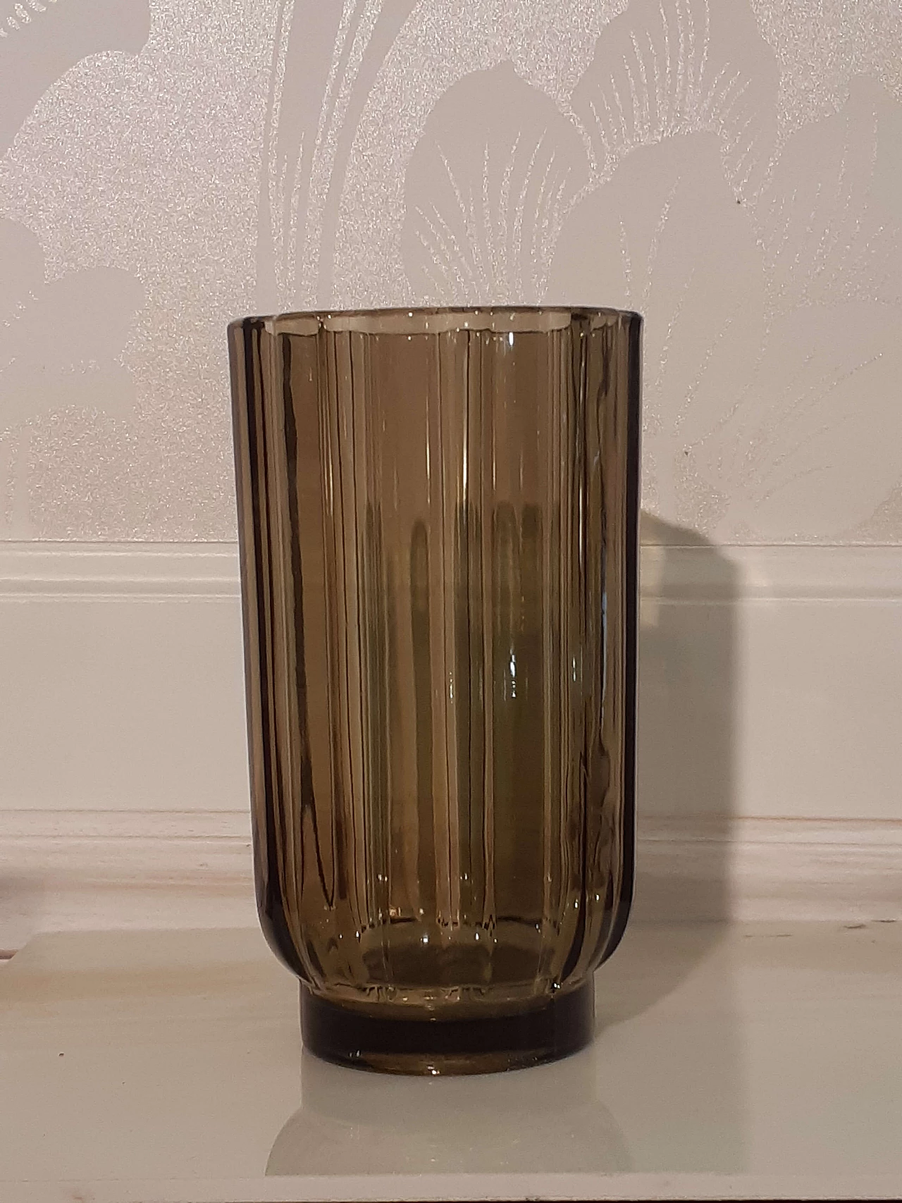 Olive green ribbed glass vase, 1970s 1