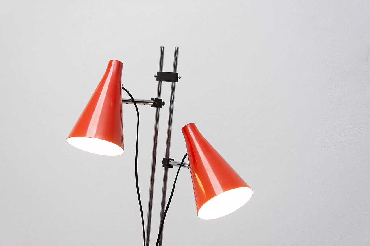 Lampada da terra a due luci in metallo cromato e rosso di Josef Hurka, anni '60 14