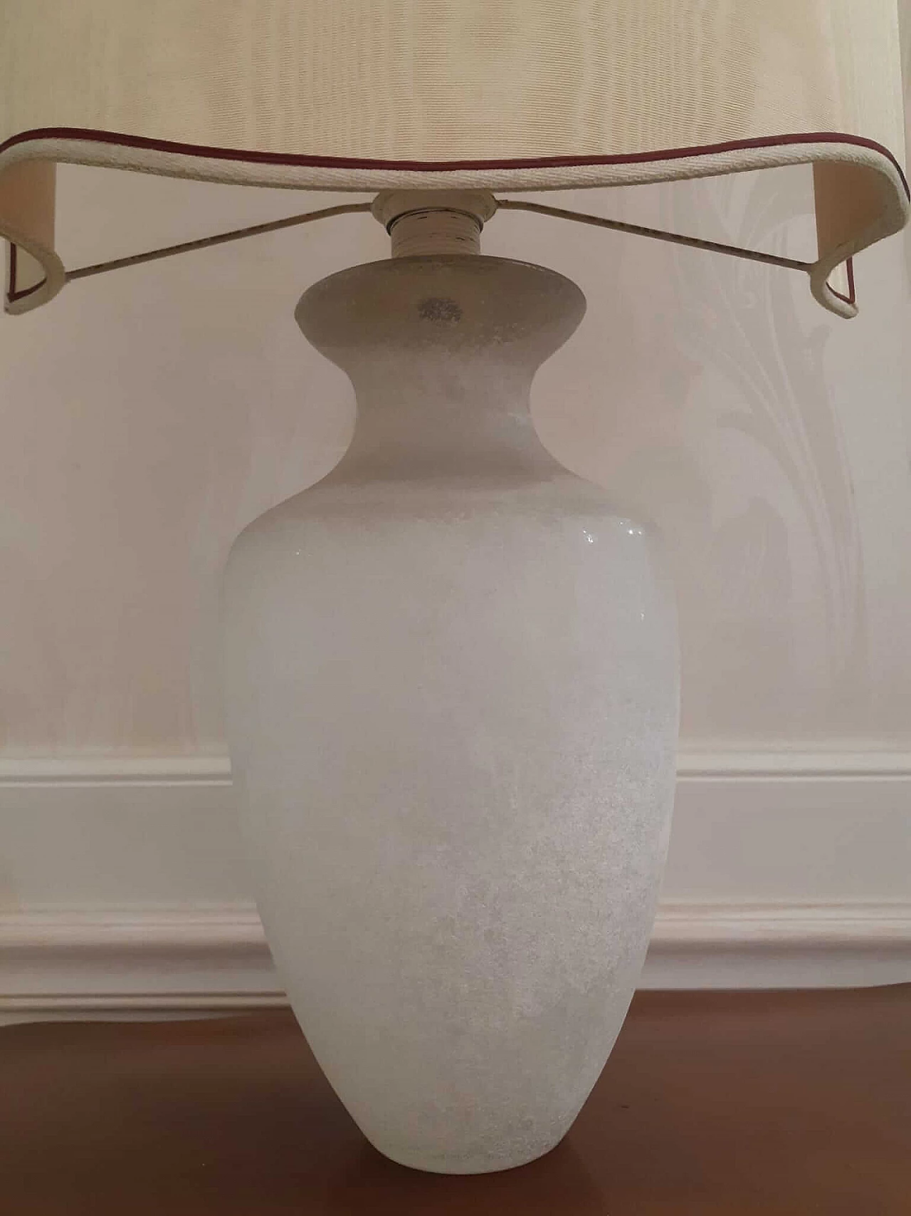 Lampada da tavolo con base in vetro bianca Scavo di Seguso, anni '70 5