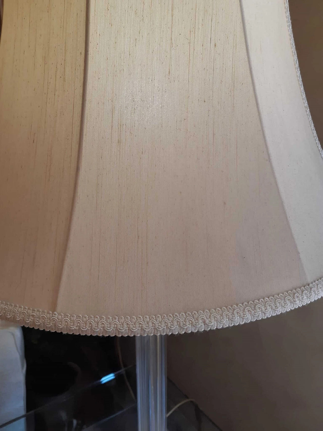 Table lamp with base in Murano glass canneted with gold powder, 1990s 7