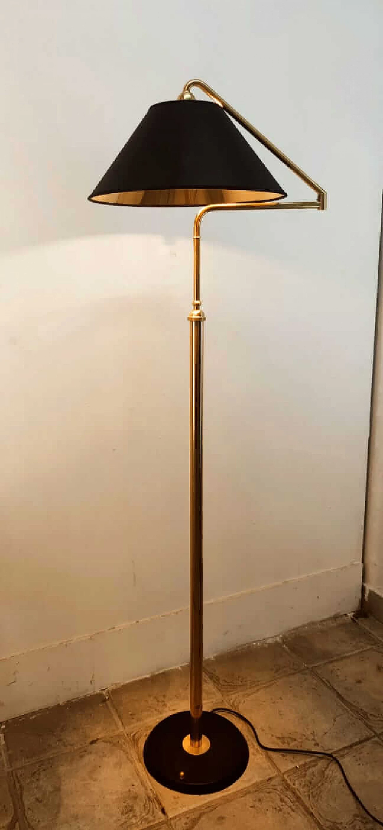 Adjustable brass floor lamp with black and gold shade, 1970s 27