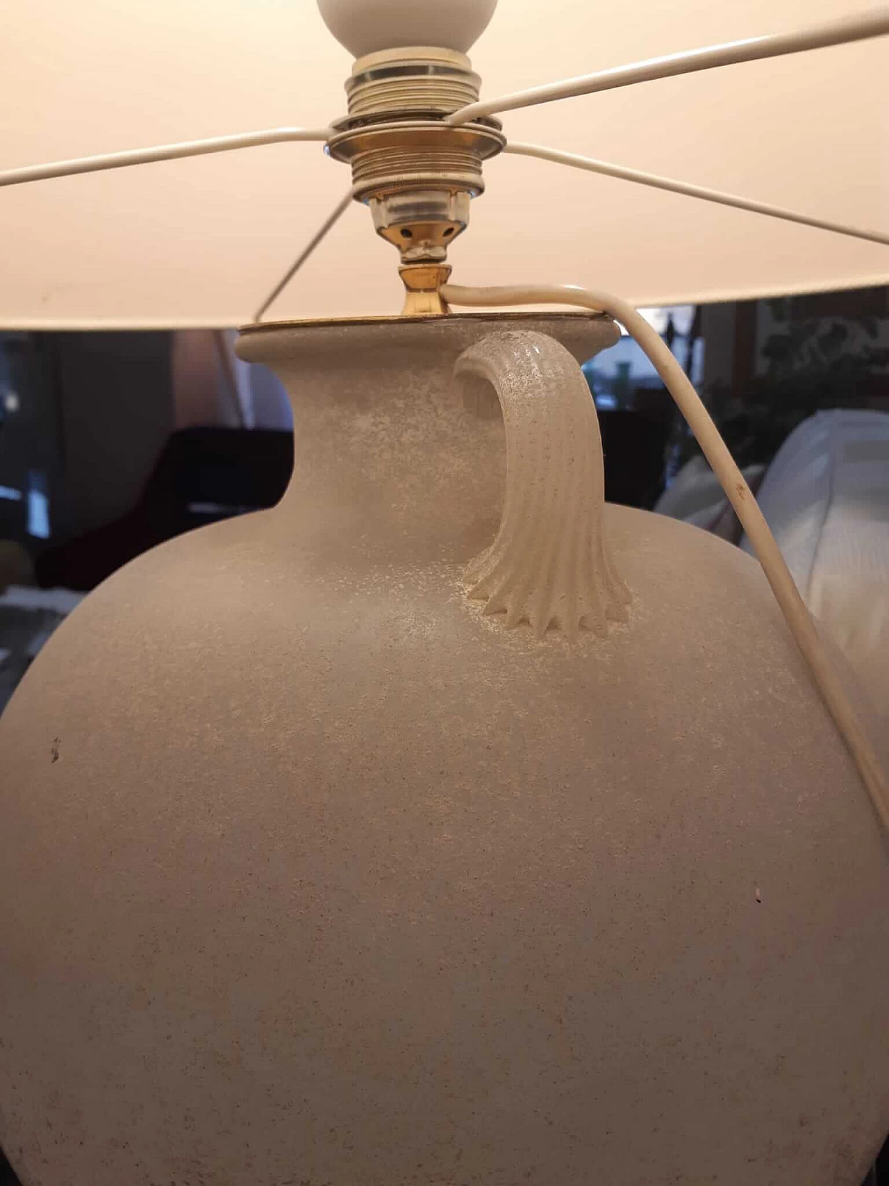Lampada da tavolo con base in vetro Scavo bianco di Seguso, anni '70 7