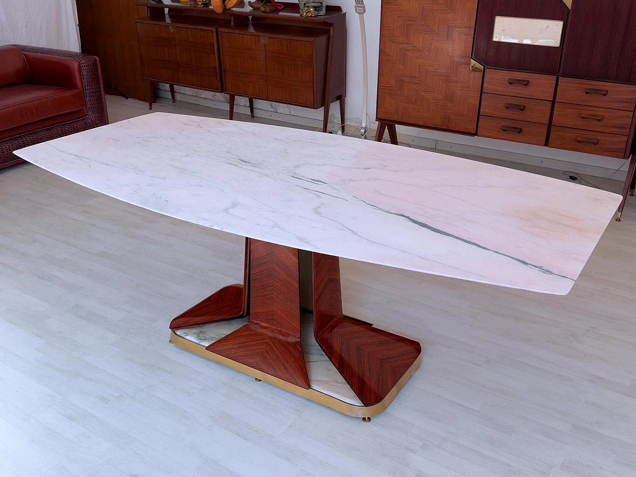 Dining table with white Carrara marble top attributed to Vittorio Dassi, 1950s 13