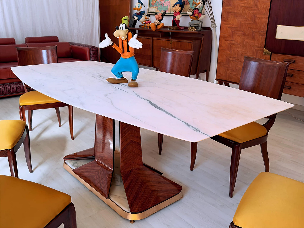 Dining table with white Carrara marble top attributed to Vittorio Dassi, 1950s 17