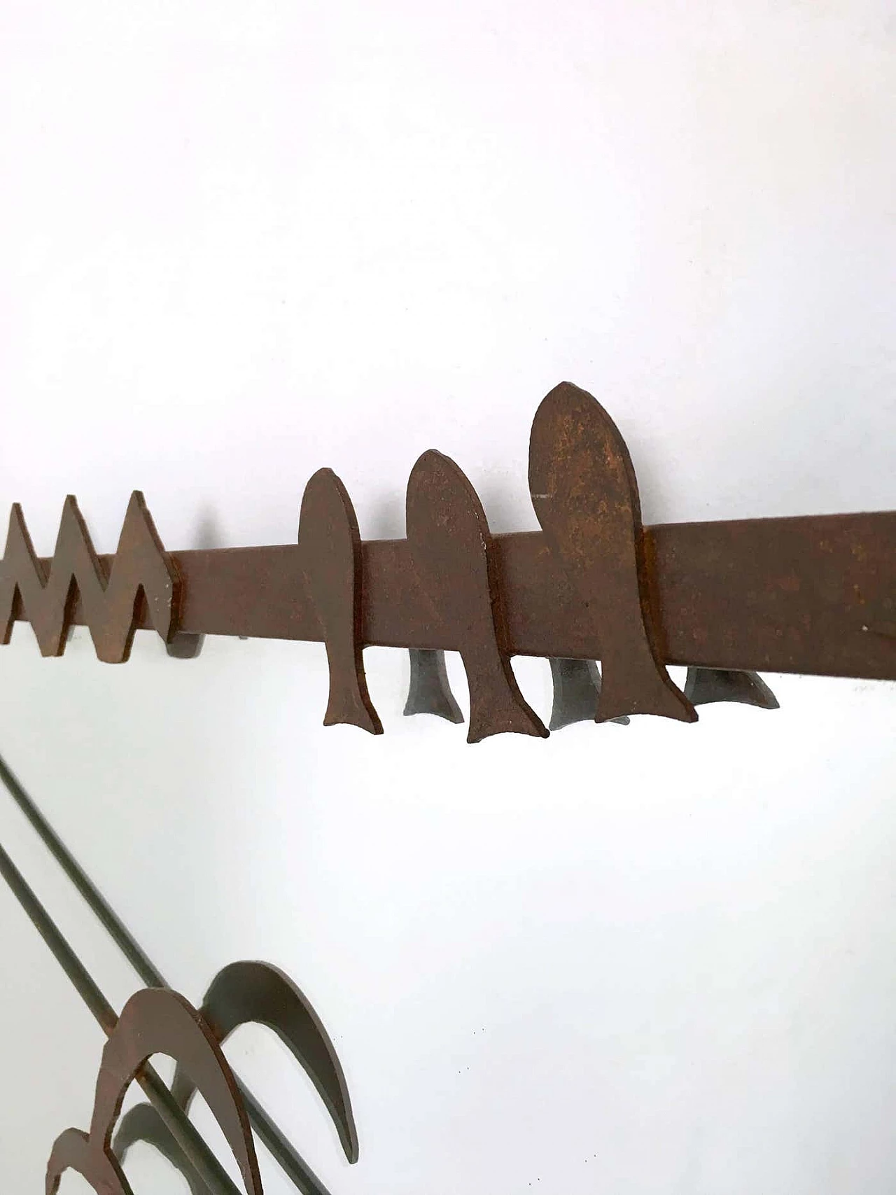 Specchio da parete con cornice in ferro, anni 2000 7