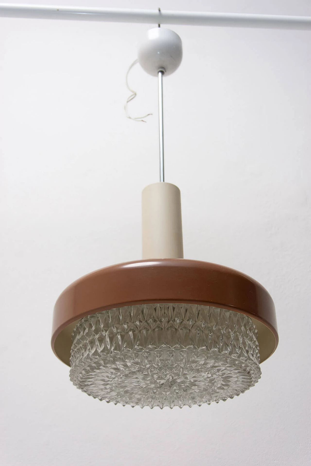 Lampada a sospensione in vetro, metallo e plastica, anni '70 5