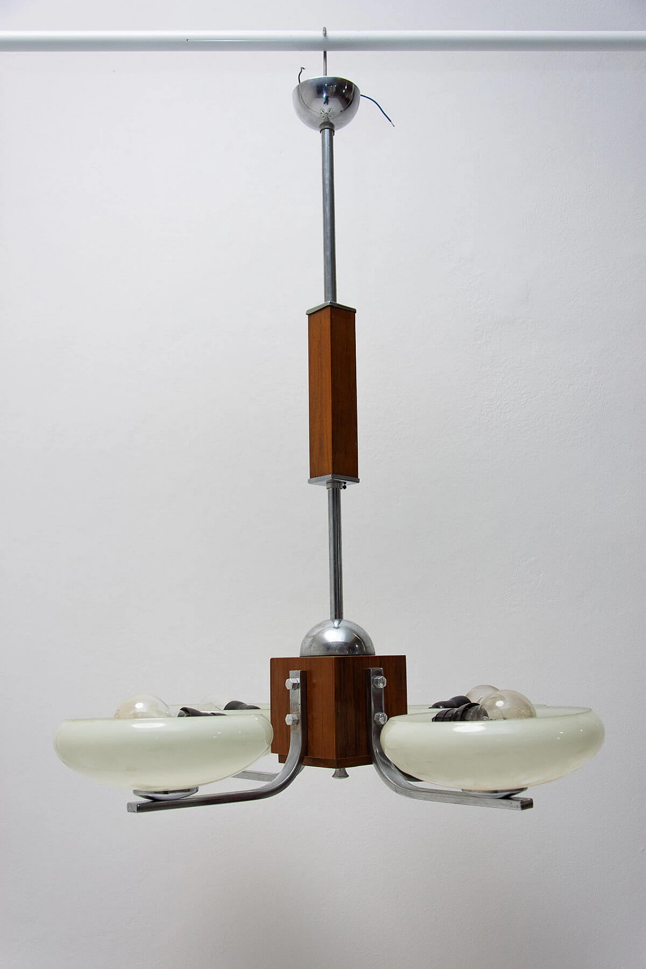 Lampadario a sospensione Art Deco in cromo e legno, anni '30 5
