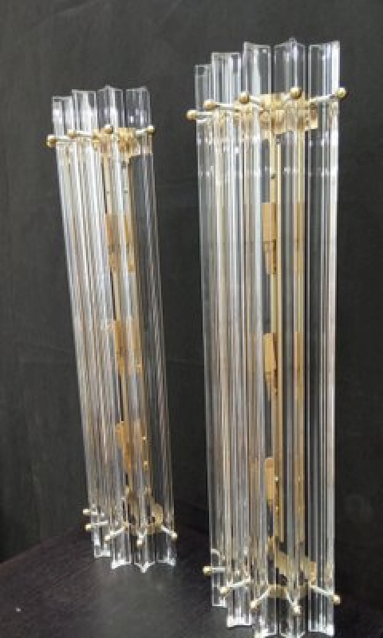 Coppia di applique in ottone e vetro di Murano trasparente, anni '70 8