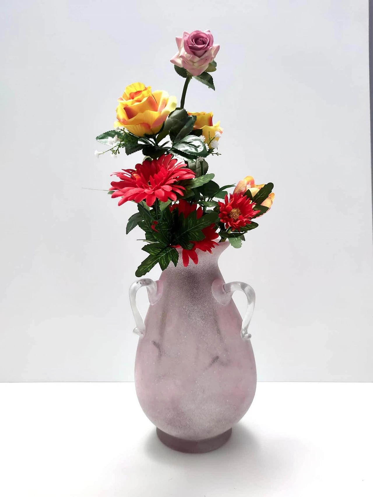 Scavo pink glass vase in the style of Gino Cenedese, 1970s 2