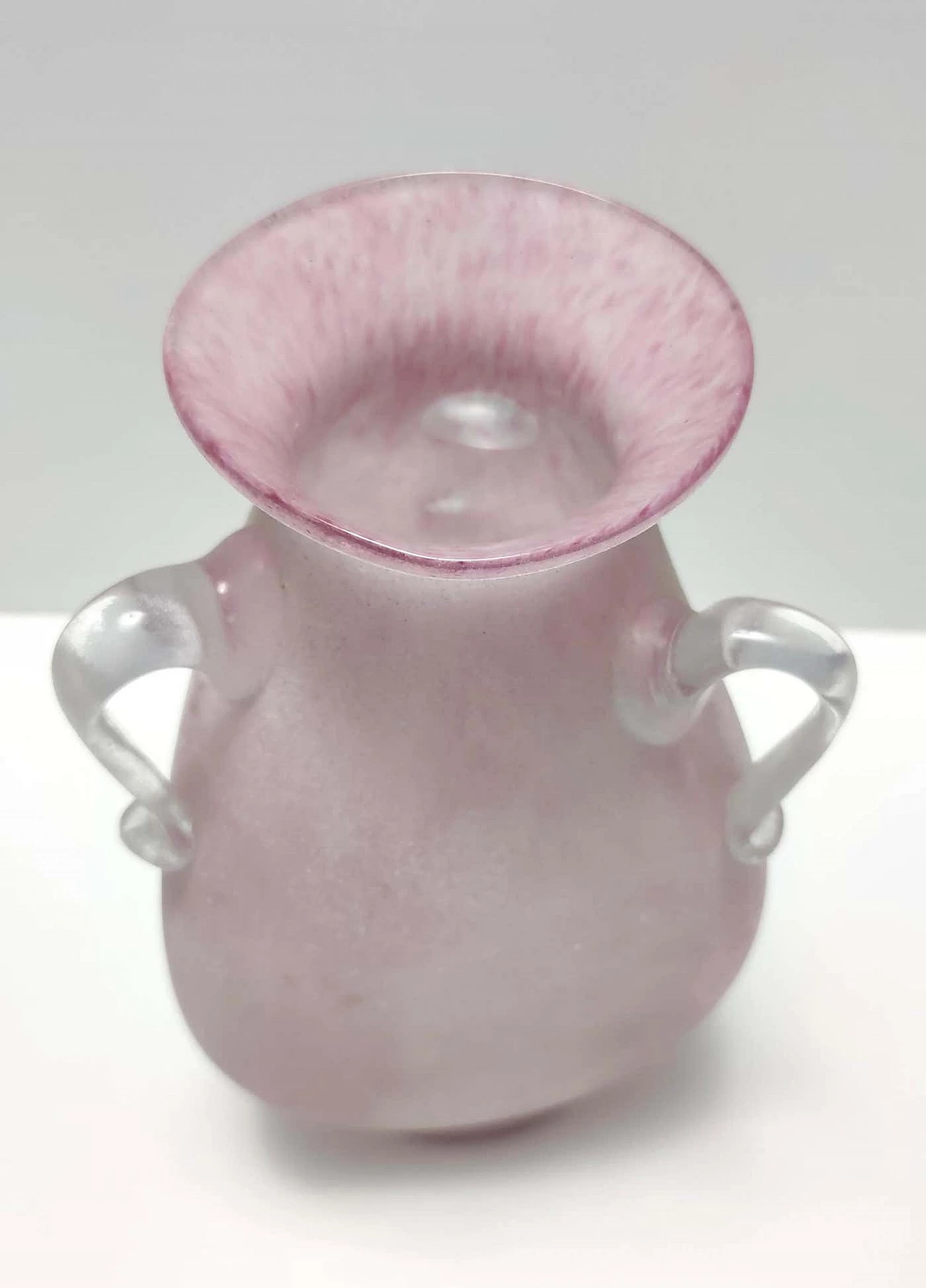 Scavo pink glass vase in the style of Gino Cenedese, 1970s 9