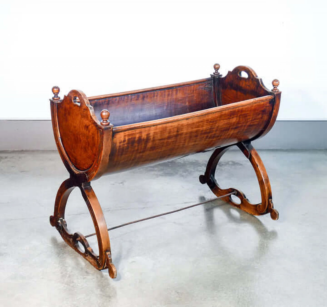 Culla Impero in massello di noce, '800 1