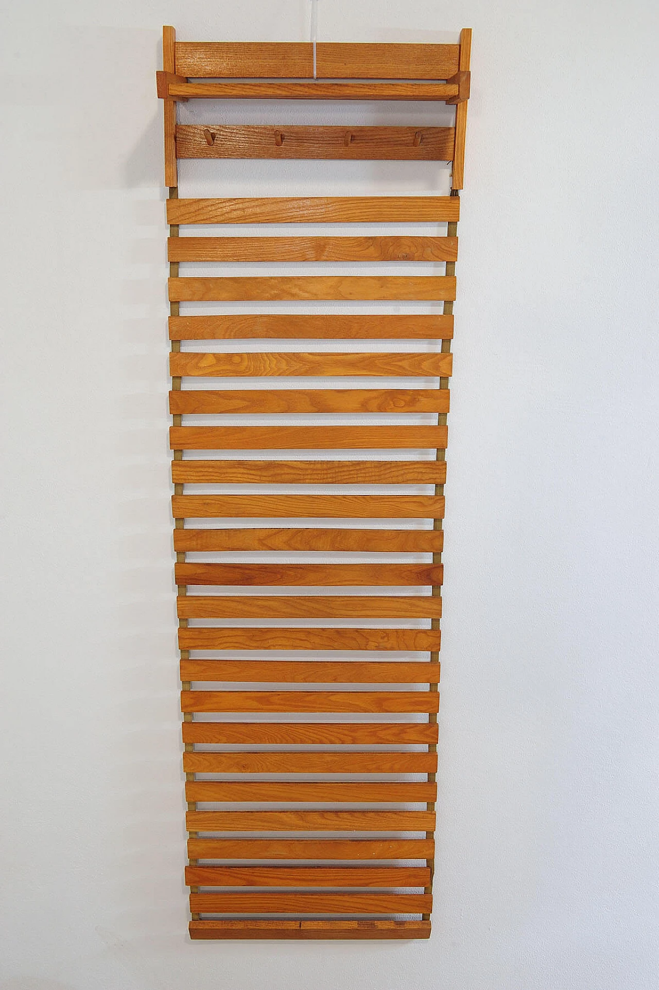 Wall-mounted beech coat rack by Uluv, 1960s 2