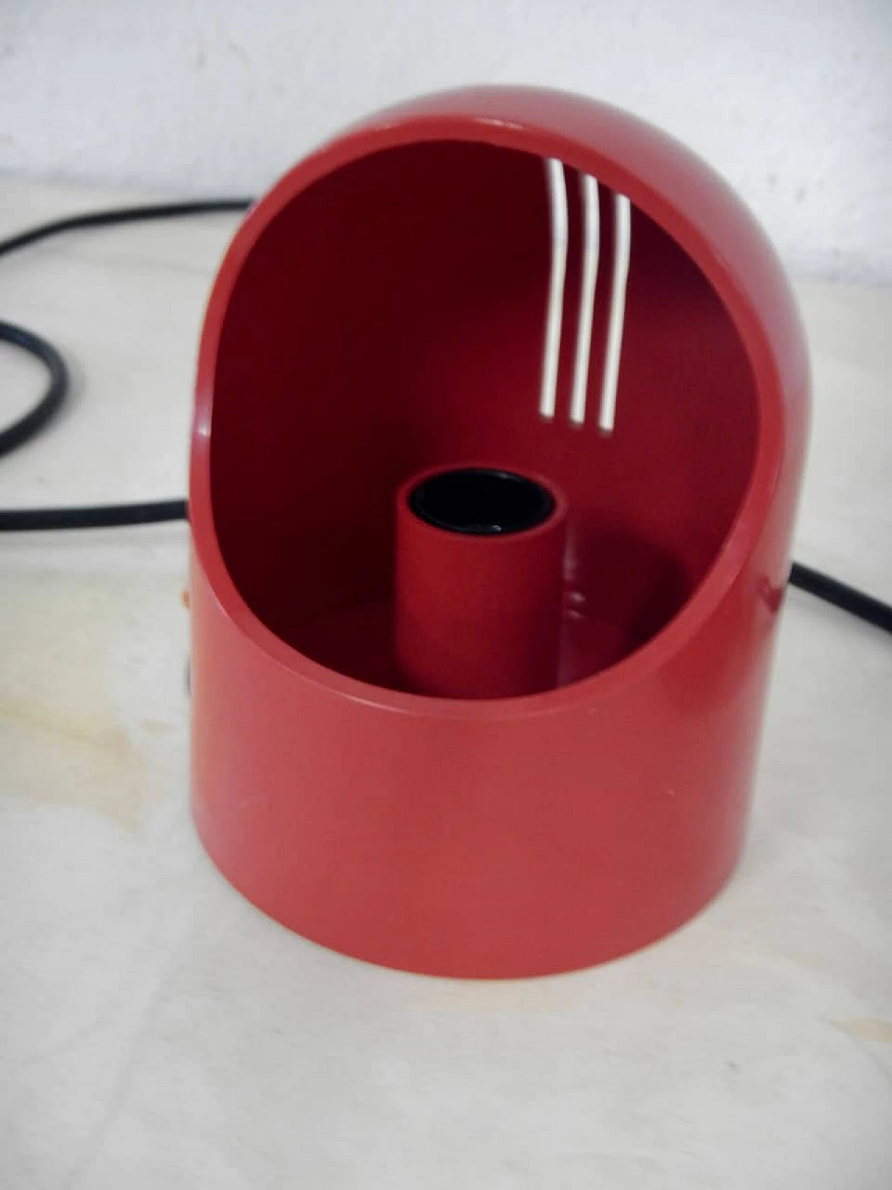 Pair of red plastic table lamps by Gedy, 1970s 7