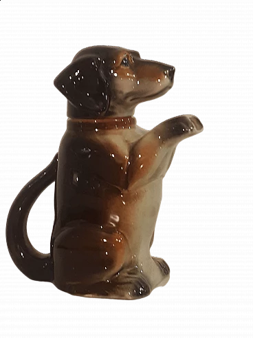 Teiera in porcellana a forma di cane di Erphila