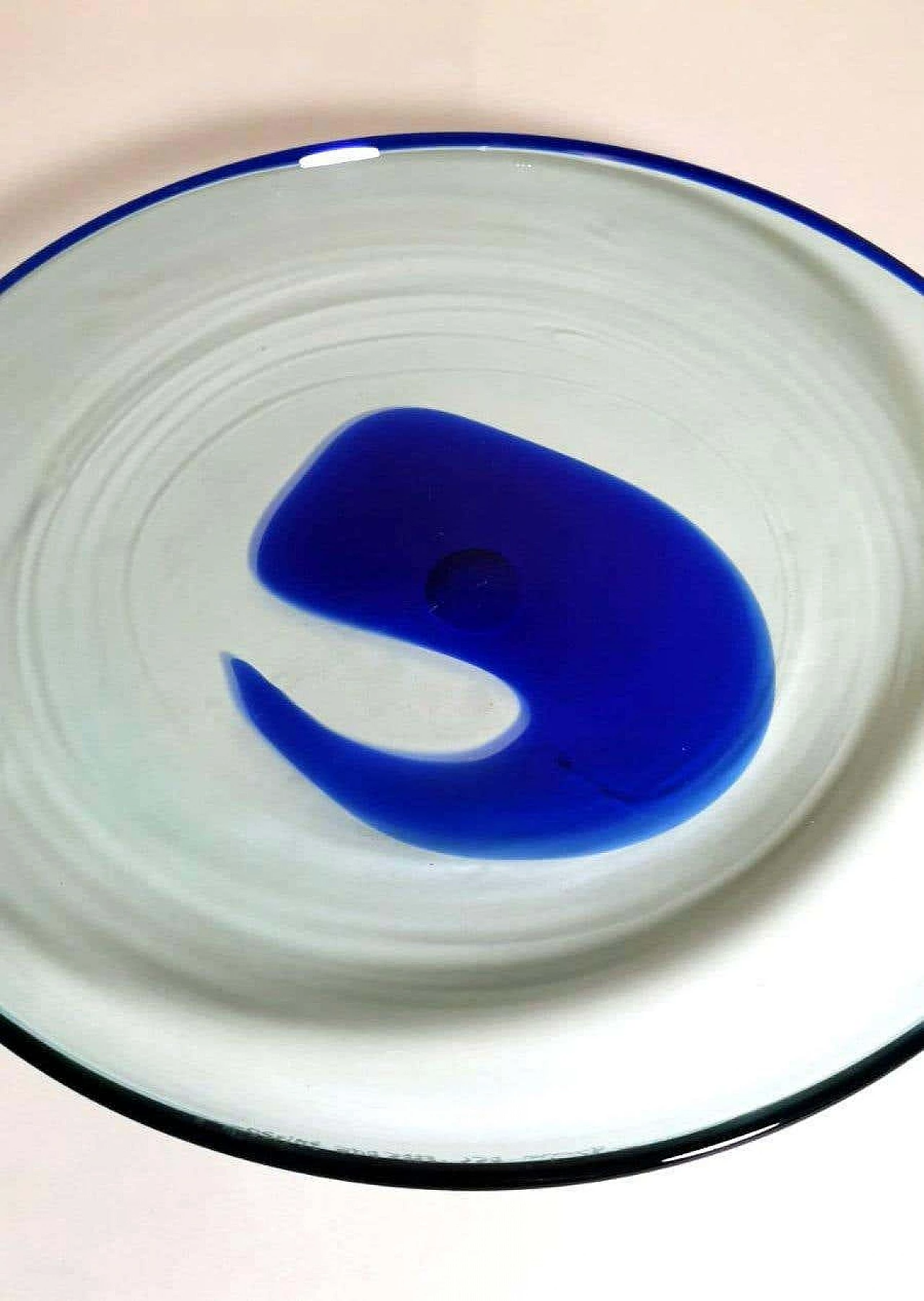 Round incamiciato Murano glass pocket emptier, 1970s 7