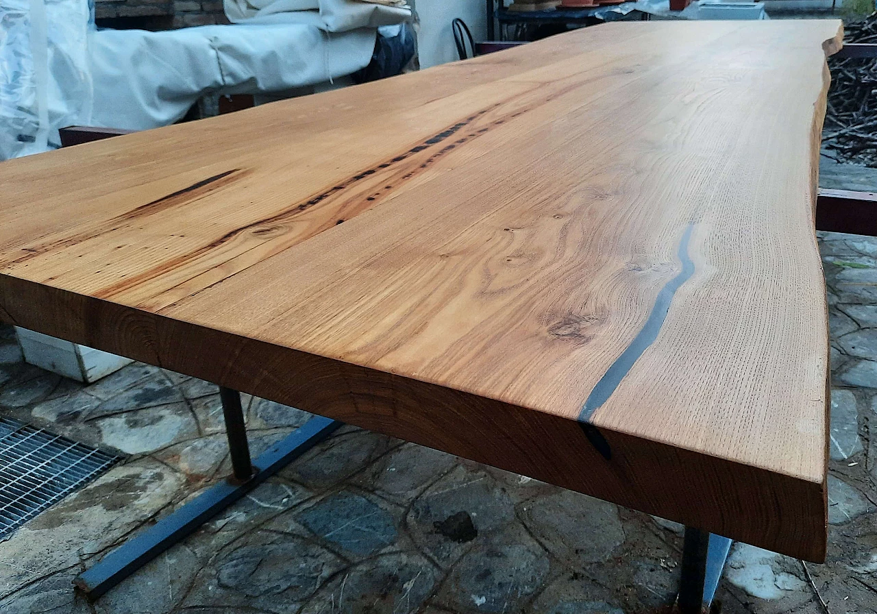 Solid chestnut table with iron legs 2