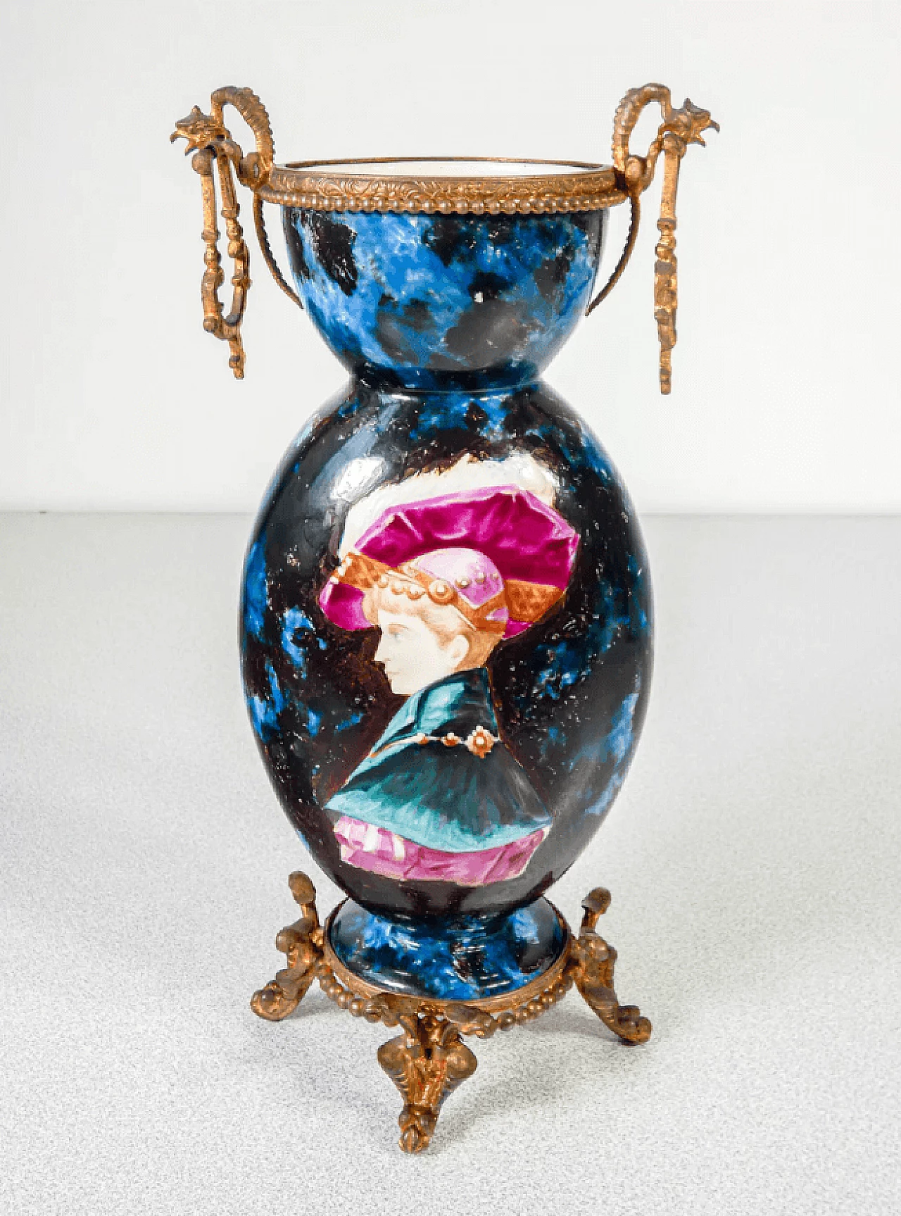 Pair of ceramic vases with bronze details, second half of the 19th century 2