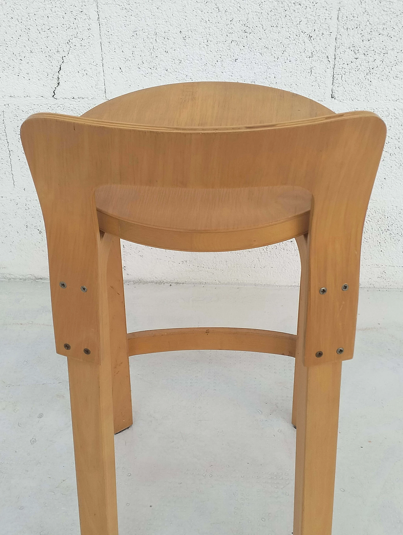K65 bent birch plywood stool by Alvar Aalto for Artek, 1970s 9
