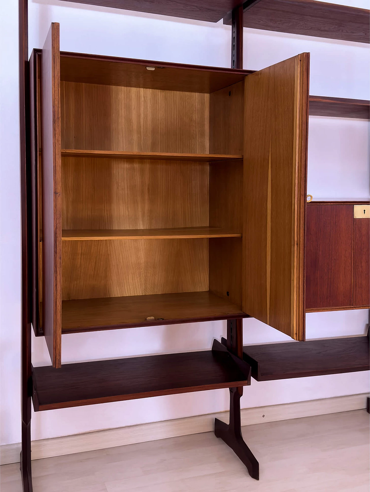 Four-module red teak bookcase with brass details by Vittorio Dassi, 1950s 5