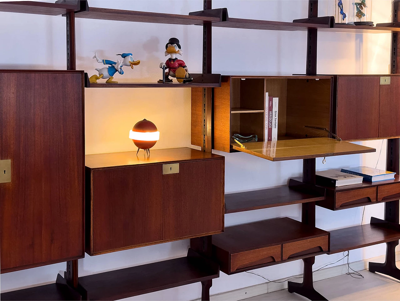 Four-module red teak bookcase with brass details by Vittorio Dassi, 1950s 7