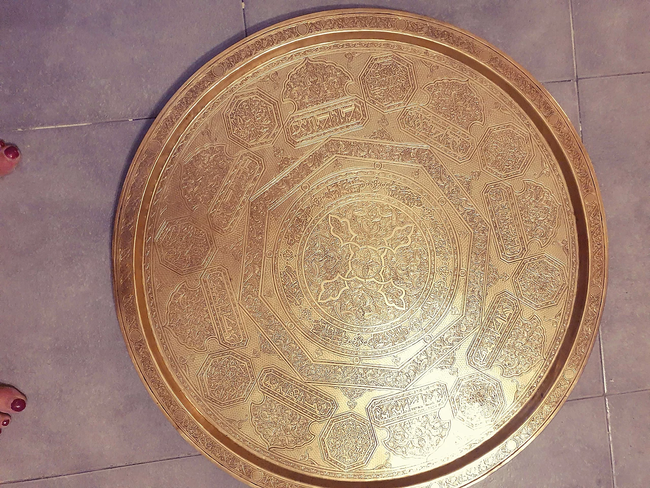 Indo-Persian gilded brass round tray, 19th century 10