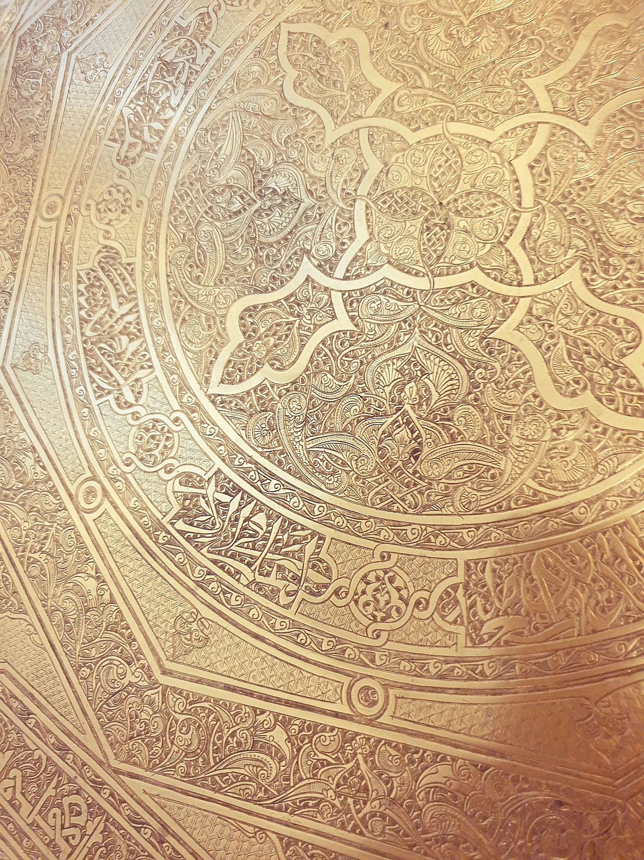 Indo-Persian gilded brass round tray, 19th century 25