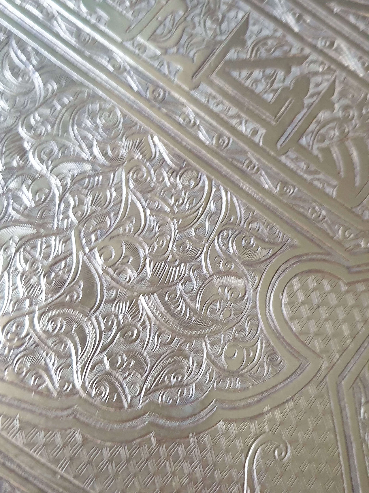 Indo-Persian gilded brass round tray, 19th century 43