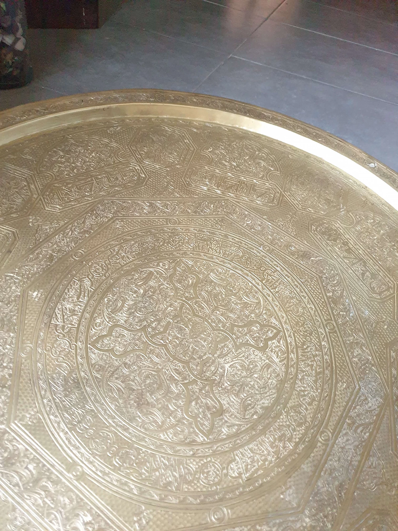 Indo-Persian gilded brass round tray, 19th century 44