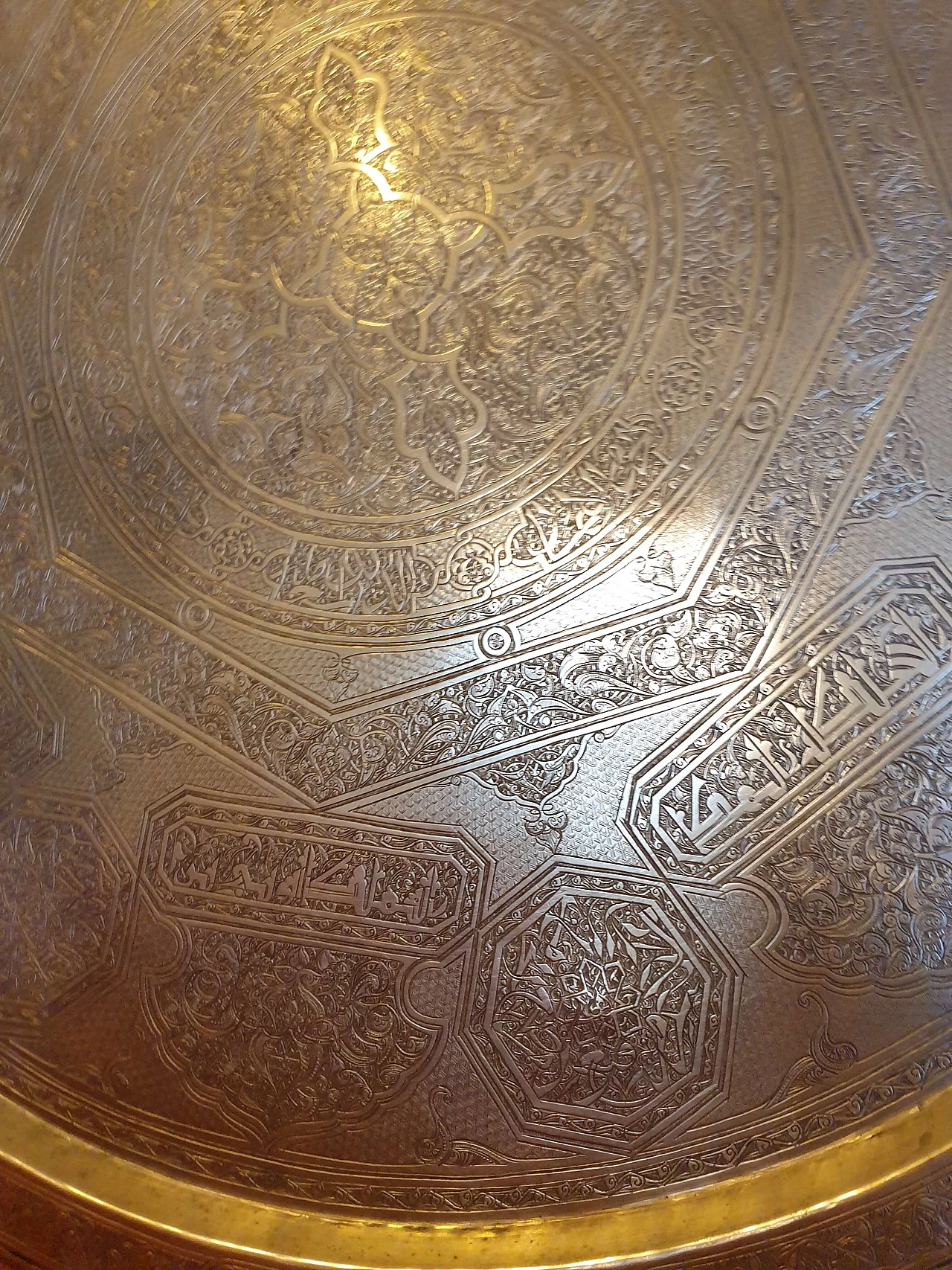 Indo-Persian gilded brass round tray, 19th century 47