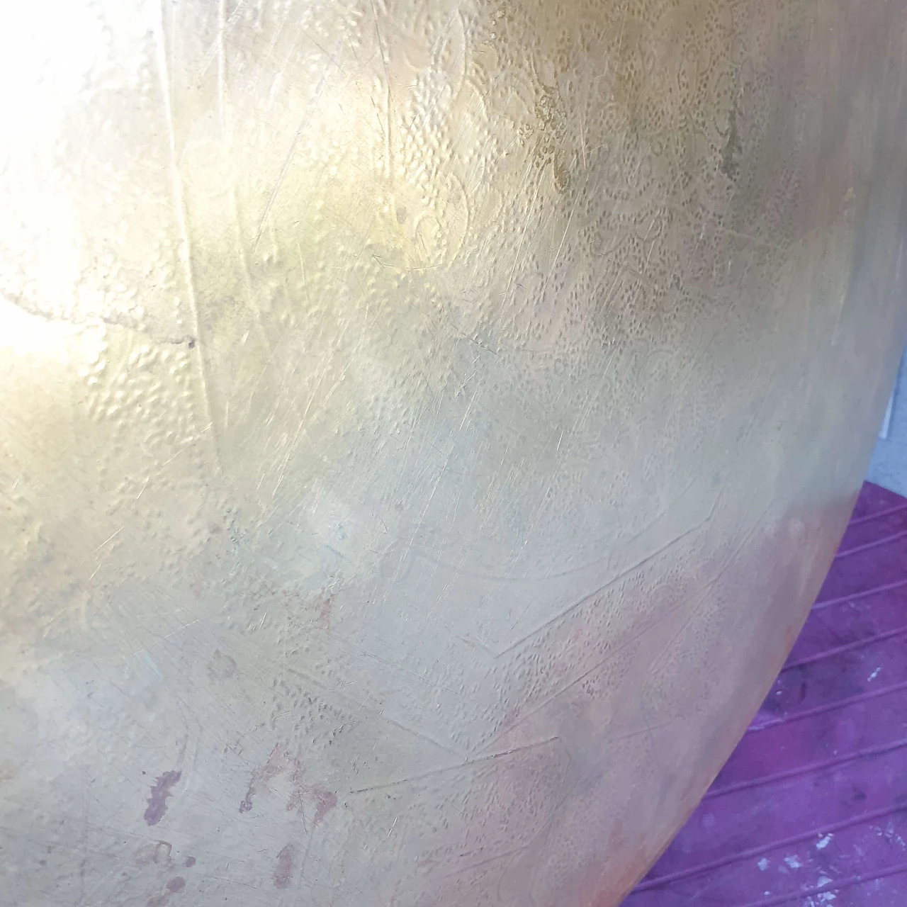 Indo-Persian gilded brass round tray, 19th century 57