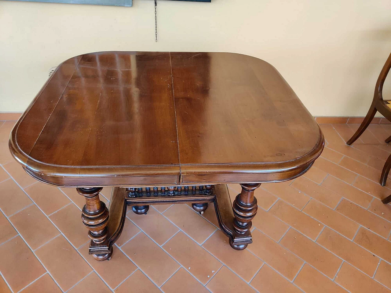 Tavolo francese allungabile in noce nazionale, '800 6