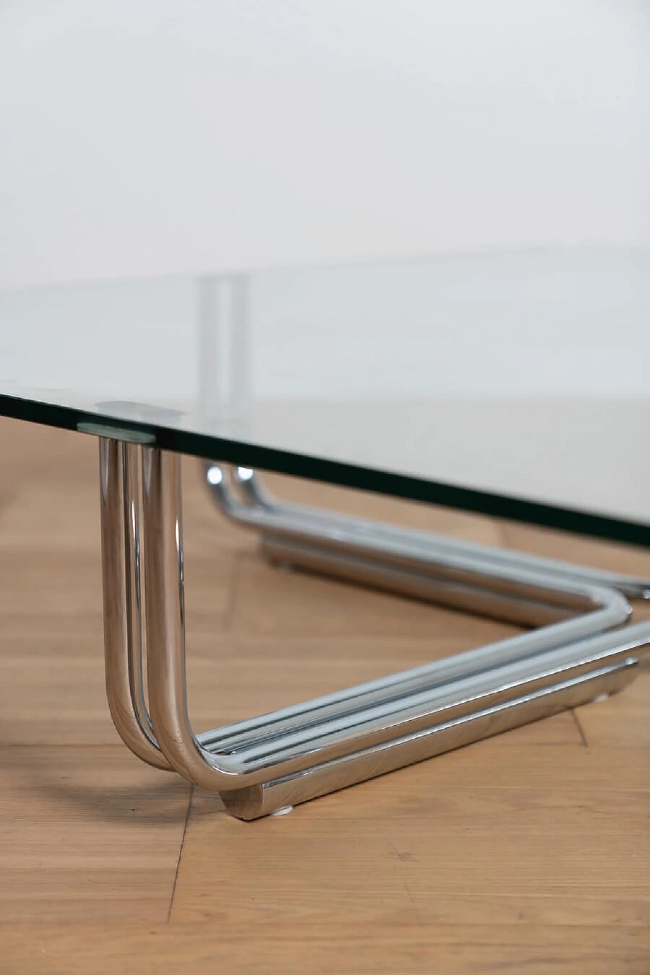 Coffee table in chrome-plated steel and crystal by Gianfranco Frattini for Cassina, 1960s 8