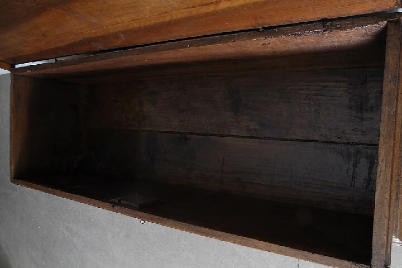 Cassapanca in noce, fine '600 13