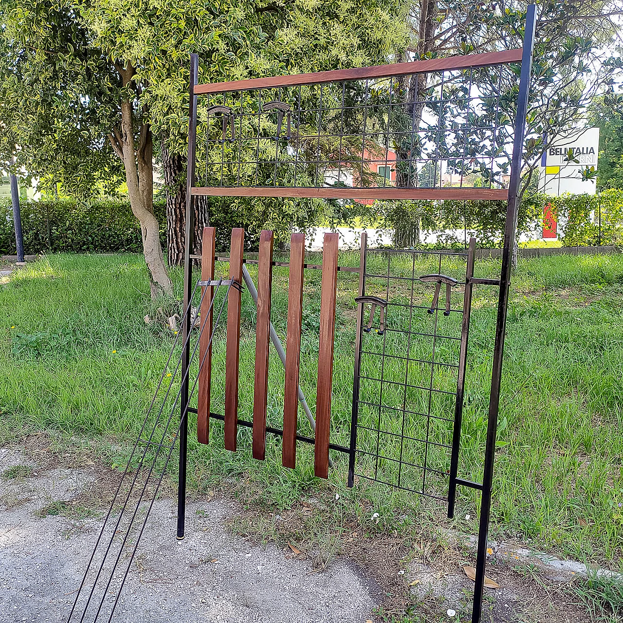 Appendiabiti da ingresso in ferro e legno con cappelliera, anni '60 5