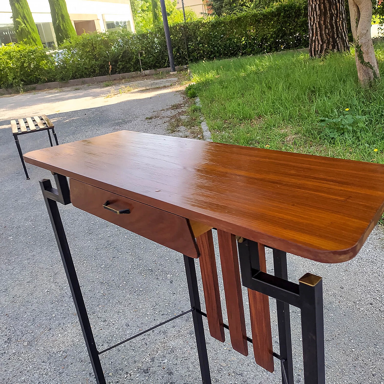 Wood and iron console table with brass details, 1960s 7