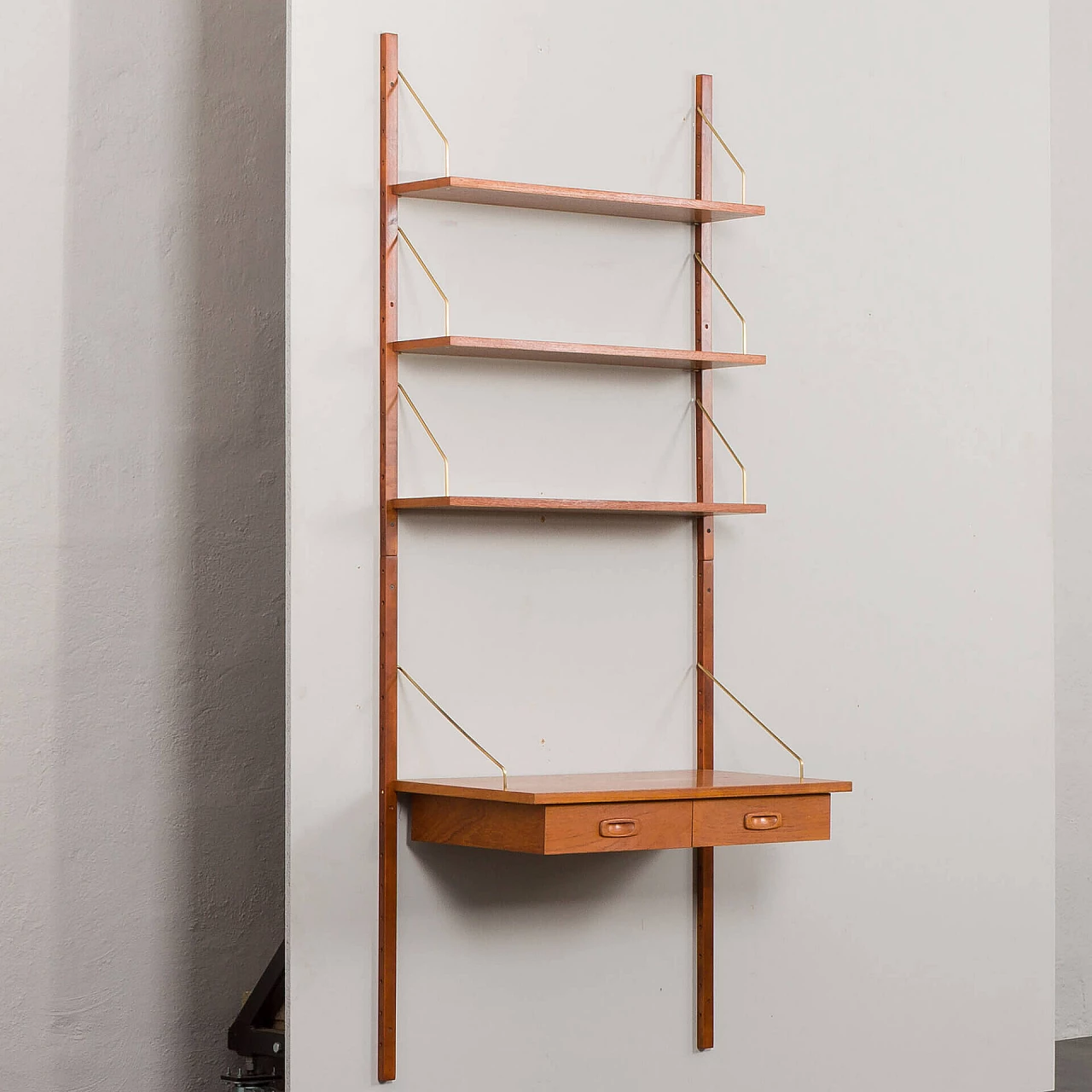 Libreria danese a parete in teak con scrivania di Preben Sorensen per PS System, anni '60 3