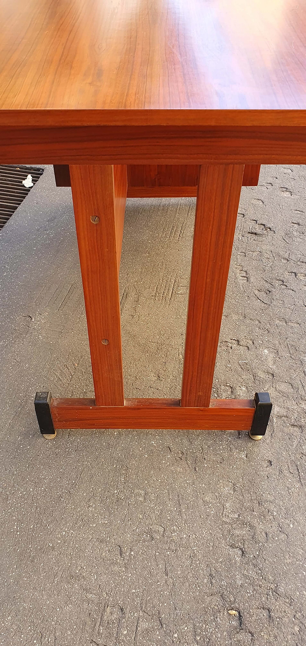 Teak centre desk with brass feet, 1960s 6