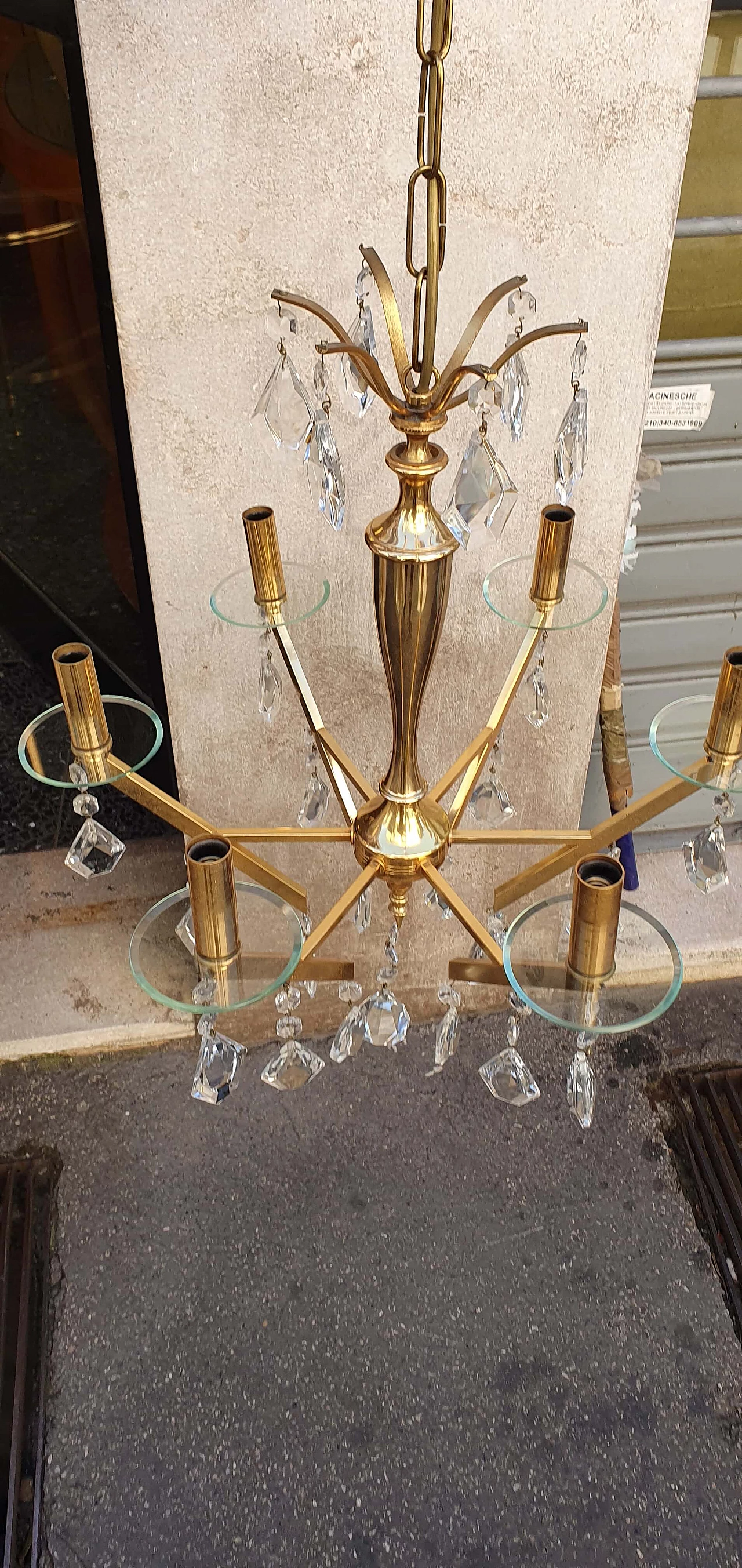 Lampadario in ottone e vetro, anni '60 3