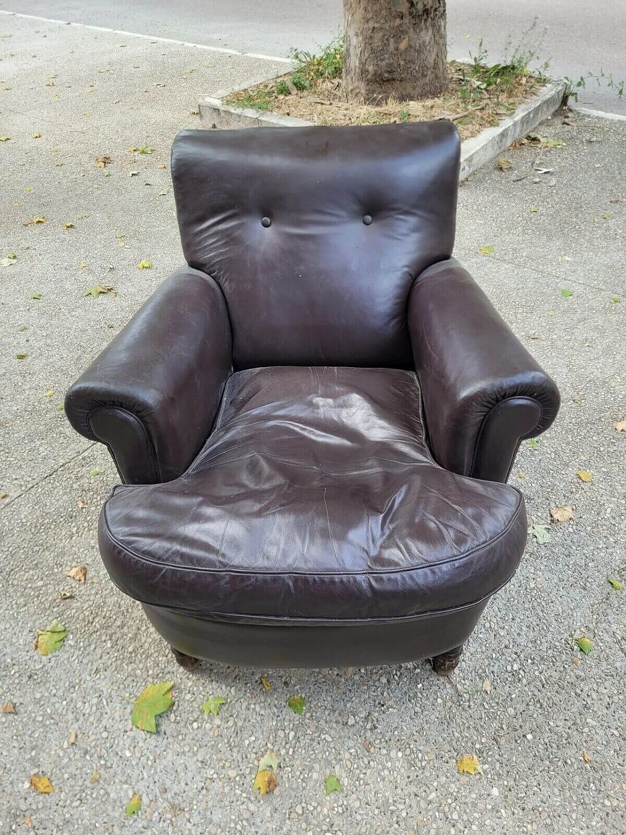 Leather armchair by Poltrona Frau, 1940s 1
