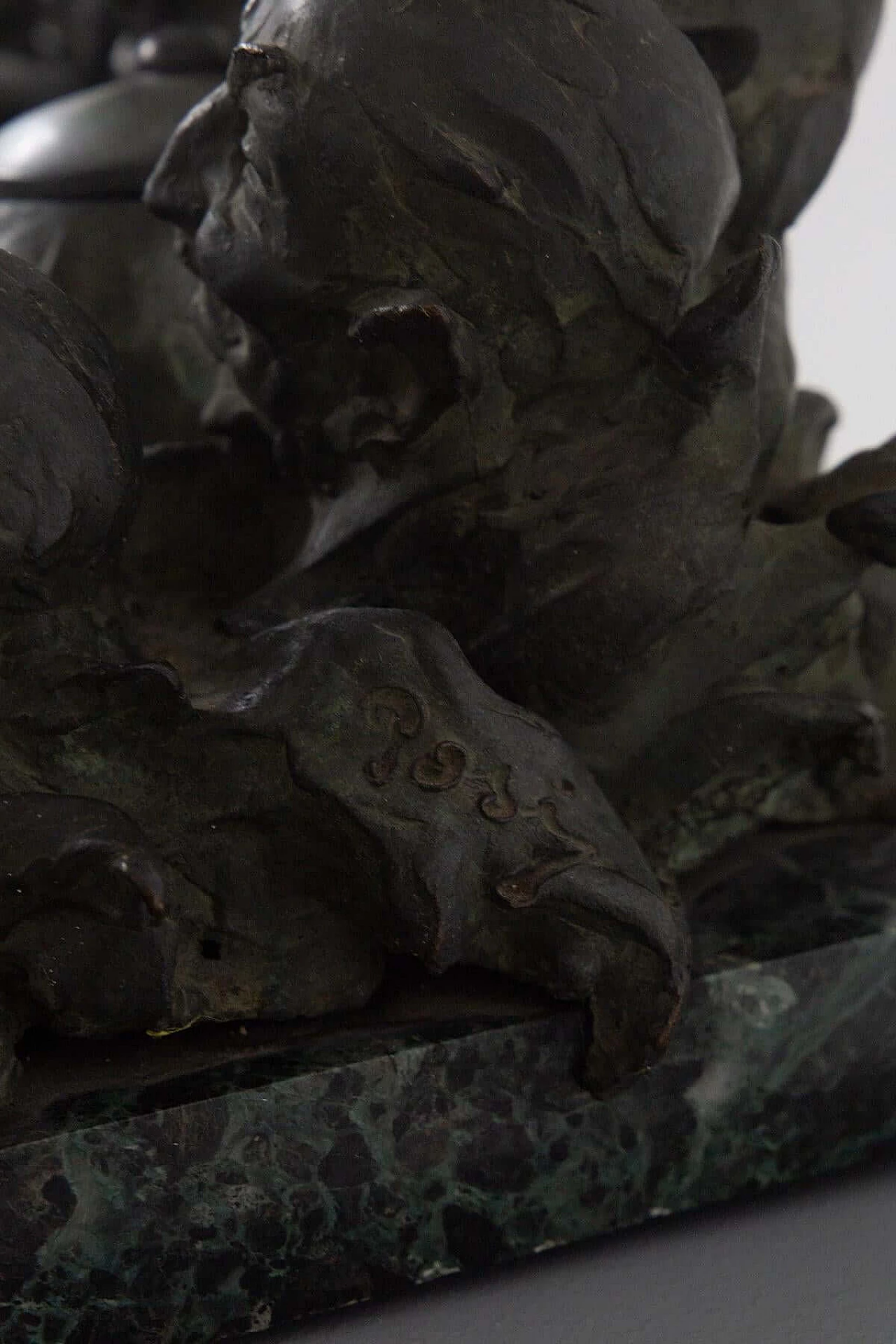 Calamaio con titolo ALL DAVIL in bronzo, anni '20 8